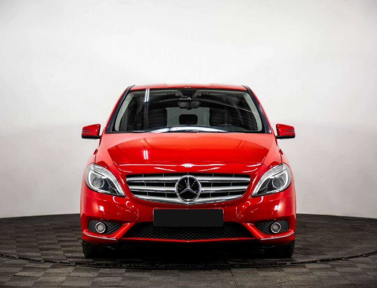 Купить Mercedes-Benz B-Класс 200, 2013, 94 000 км, фото №2