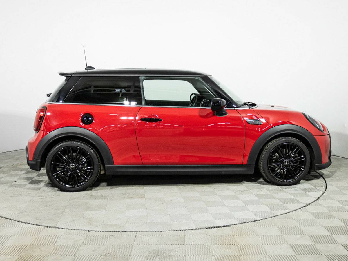 Купить Mini Hatch Cooper S III (F55/F56) Рестайлинг 2, 2021, 37 579 км, фото №4