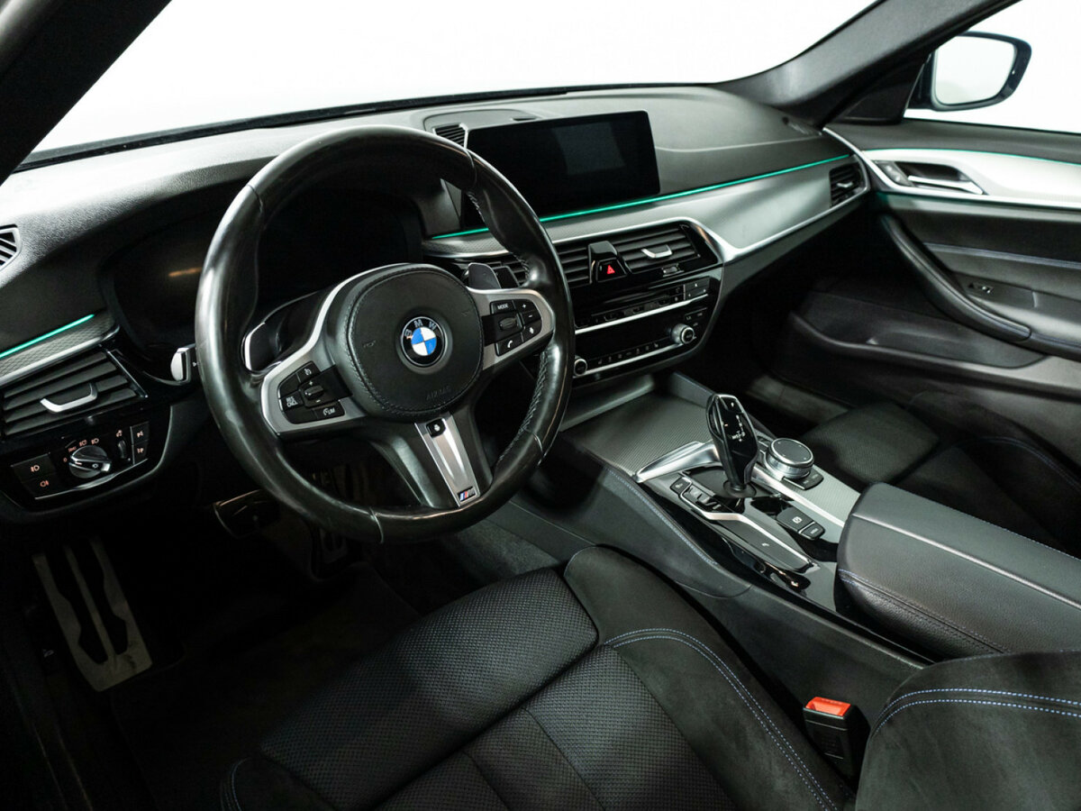 Купить BMW 5 серии 520d xDrive VII (G30/G31/G38), 2018, 138 151 км, фото №9