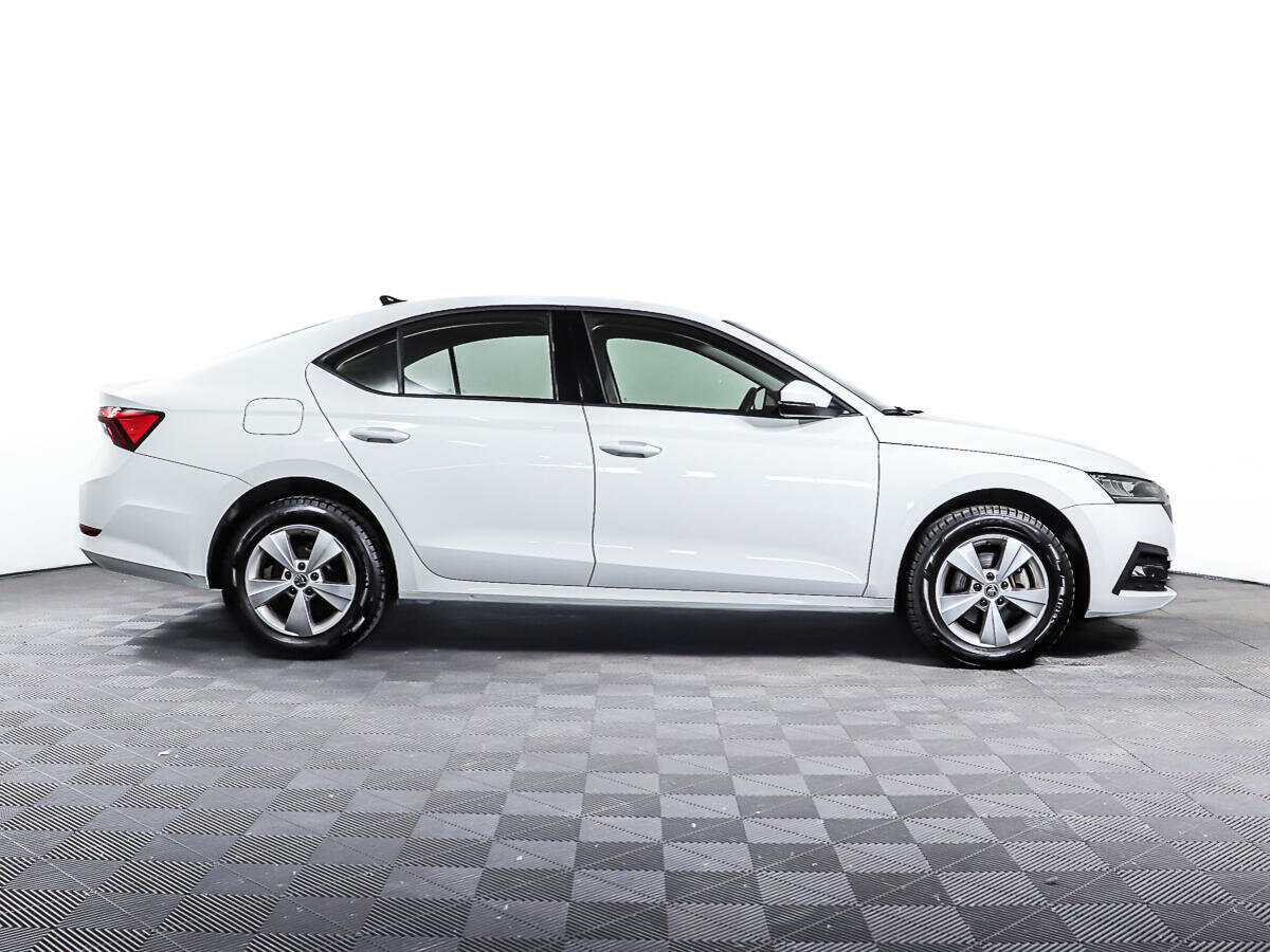 Купить Skoda Octavia, 2021, 34 302 км, фото №3