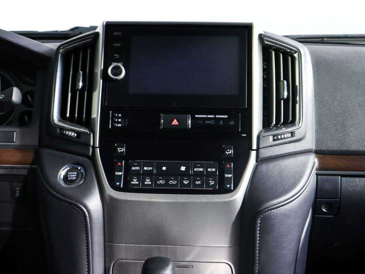 Купить Toyota Land Cruiser, 2017, 136 360 км, фото №11