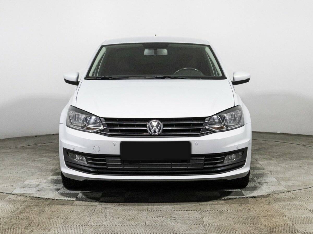 Купить Volkswagen Polo, 2018, 136 113 км, фото №2