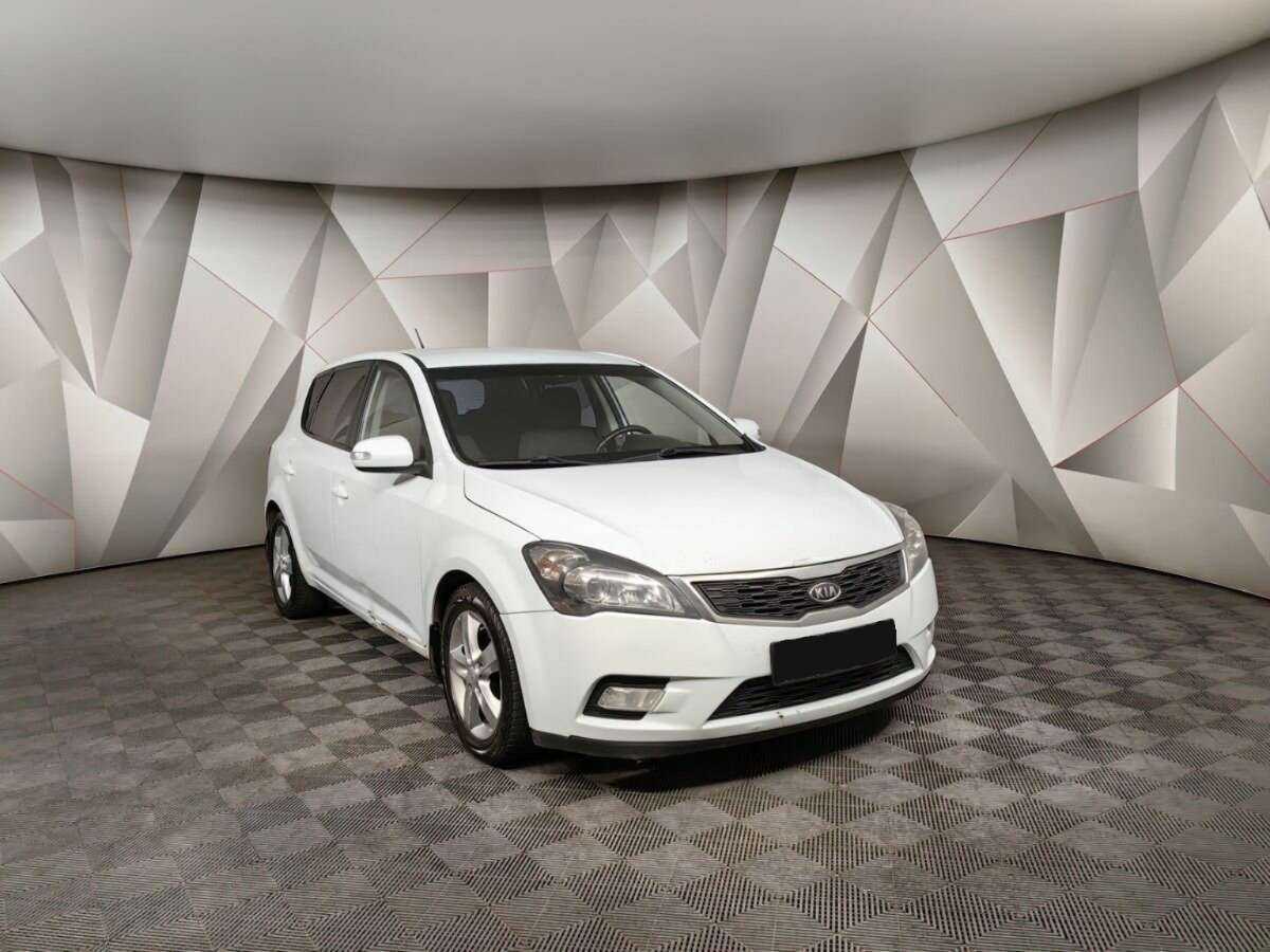 Купить Kia Ceed, 2011, 199 772 км, фото №3