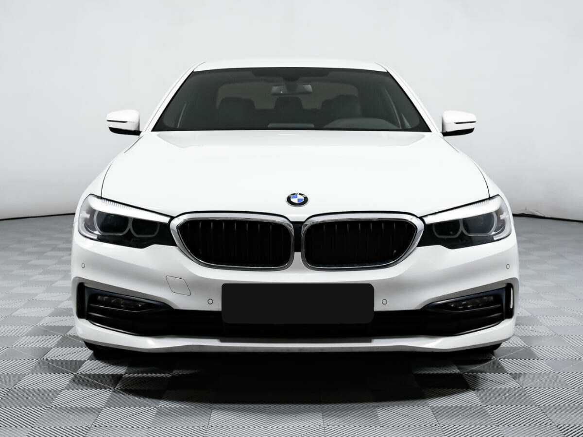 Купить BMW 5 серии 520d, 2018, 86 606 км, фото №2