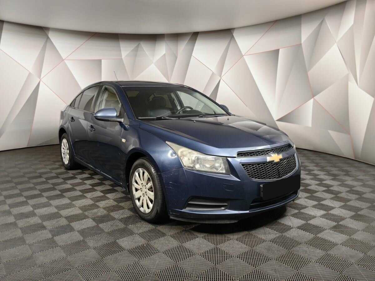 Купить Chevrolet Cruze, 2011, 358 320 км, фото №3