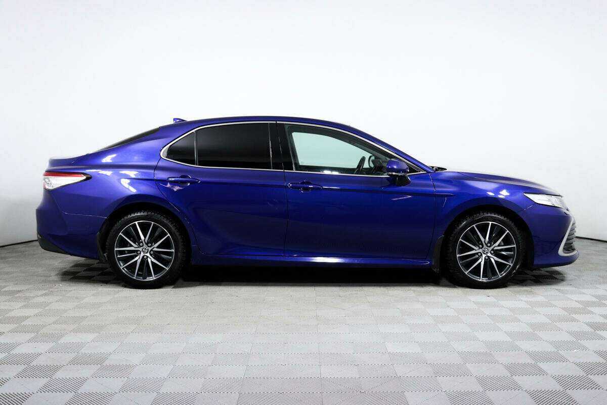 Купить Toyota Camry, 2021, 69 564 км, фото №4