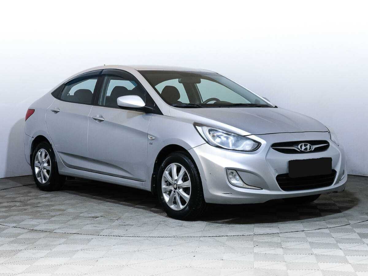 Купить Hyundai Solaris, 2012, 108 313 км, фото №2
