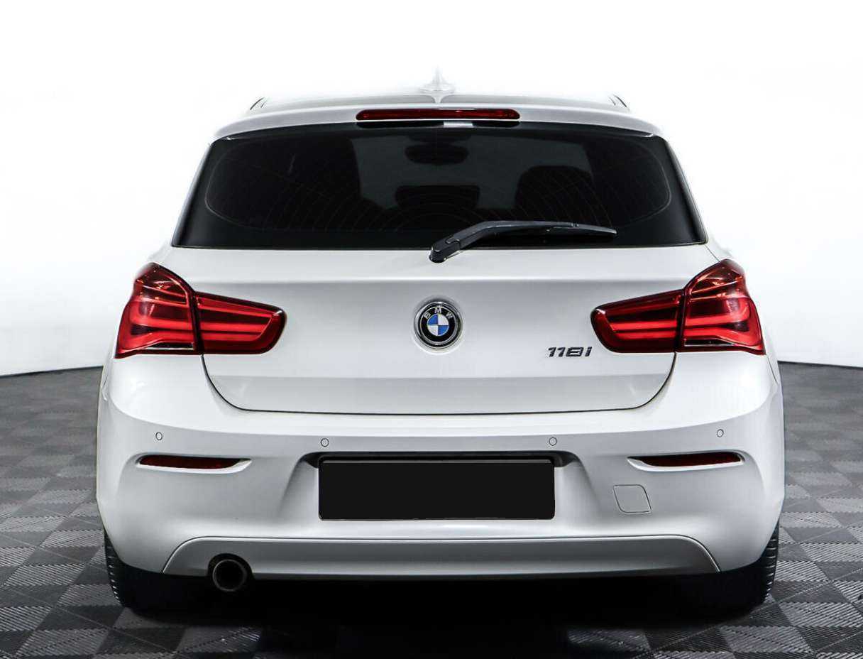 Купить BMW 1 серии 118i, 2017, 69 500 км, фото №3
