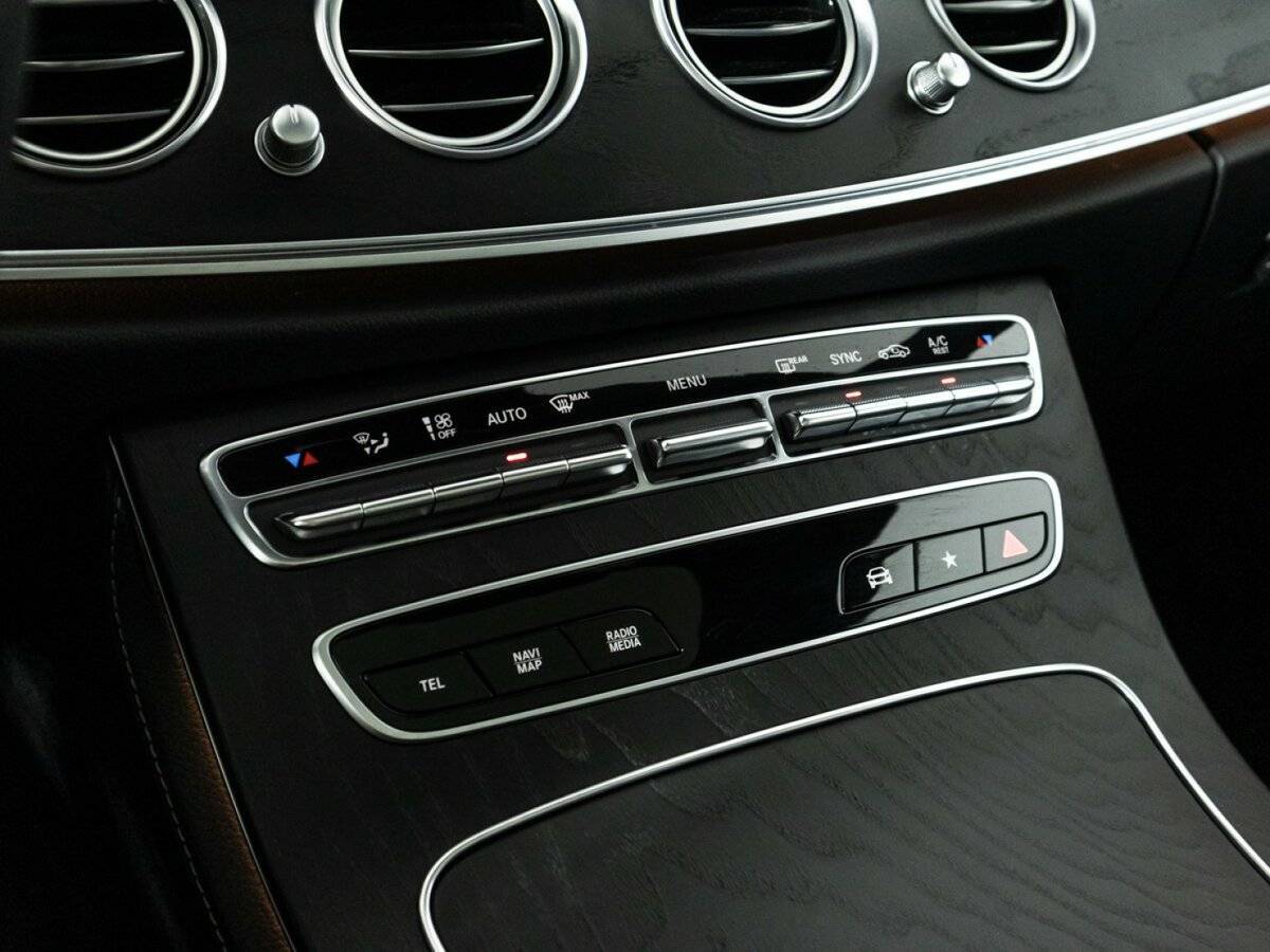 Купить Mercedes-Benz E-Класс All-Terrain 220 d, 2021, 53 700 км, фото №24