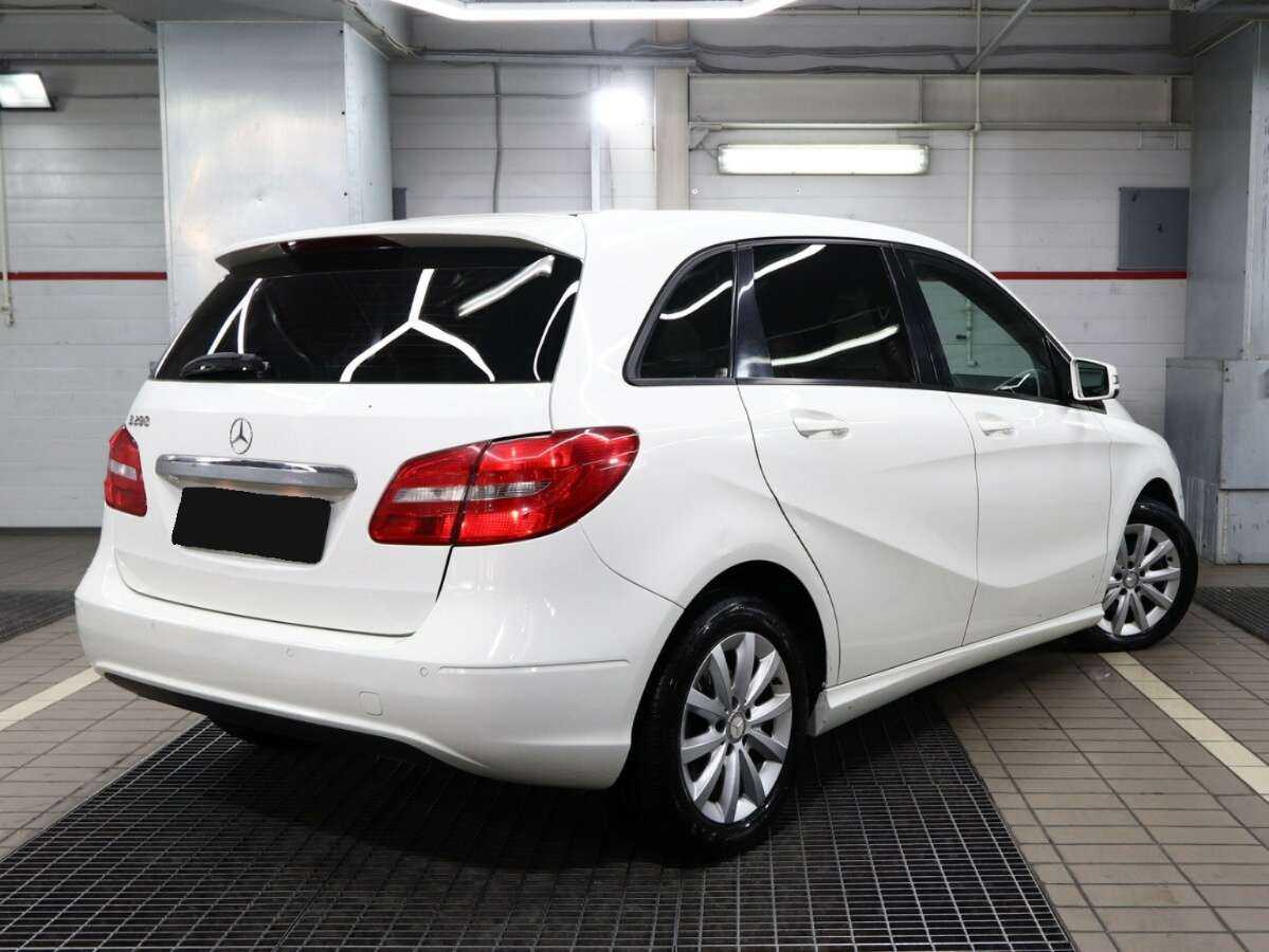 Купить Mercedes-Benz B-Класс 200, 2012, 126 000 км, фото №2