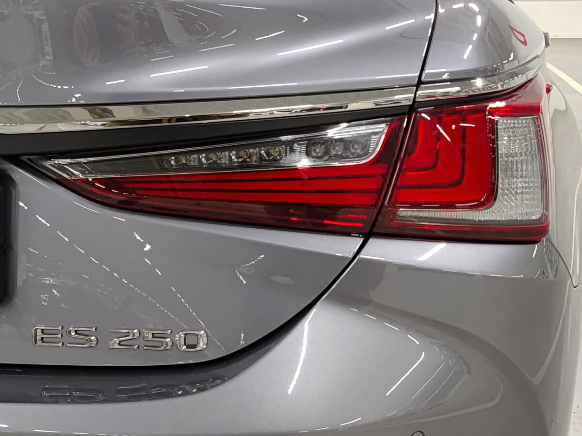 Купить Lexus ES 250 VII, 2018, 136 710 км, фото №9