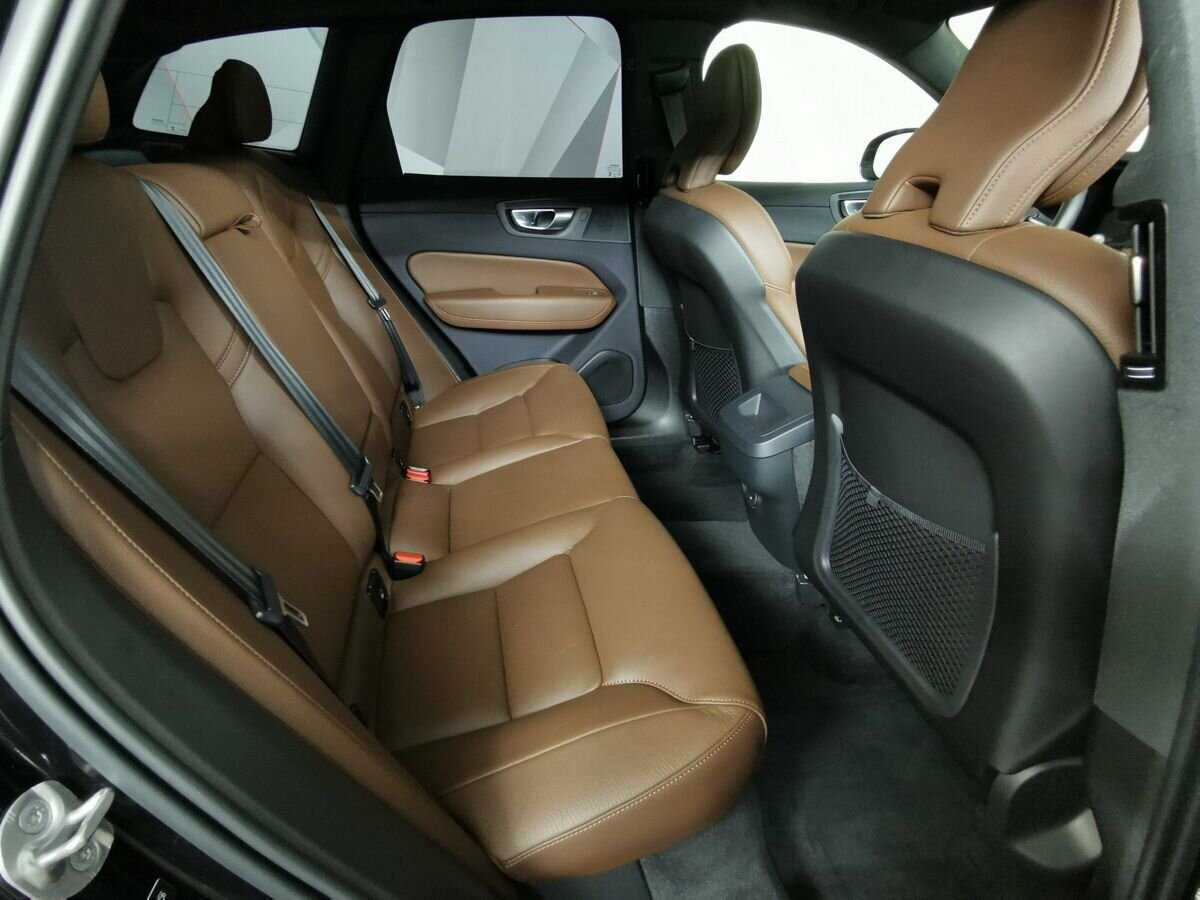 Купить Volvo XC60, 2023, 7 968 км, фото №11