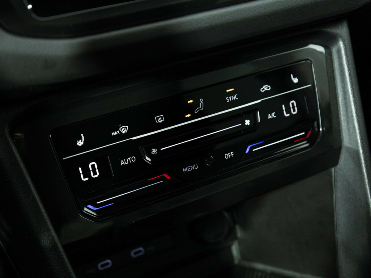 Купить Volkswagen Tiguan II Рестайлинг, 2021, 17 404 км, фото №13