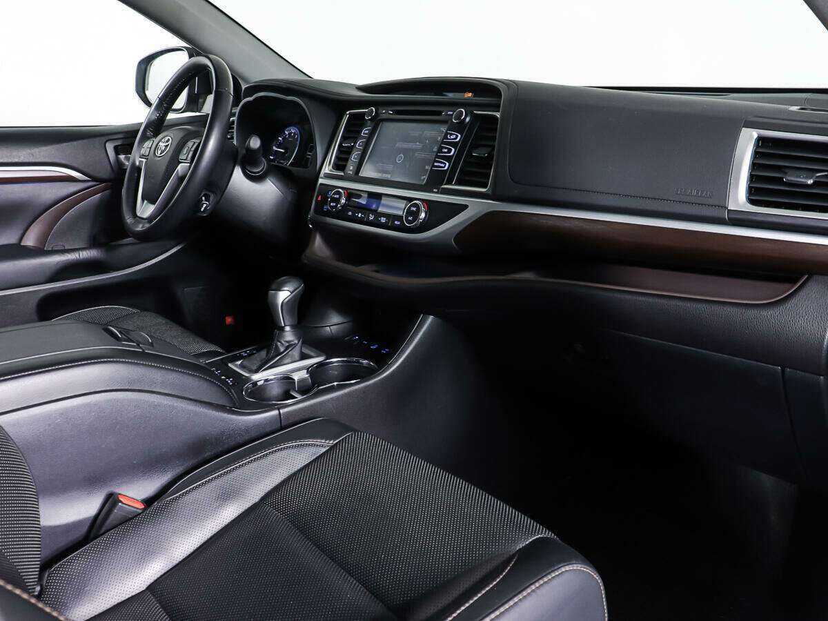 Купить Toyota Highlander, 2015, 21 401 км, фото №9