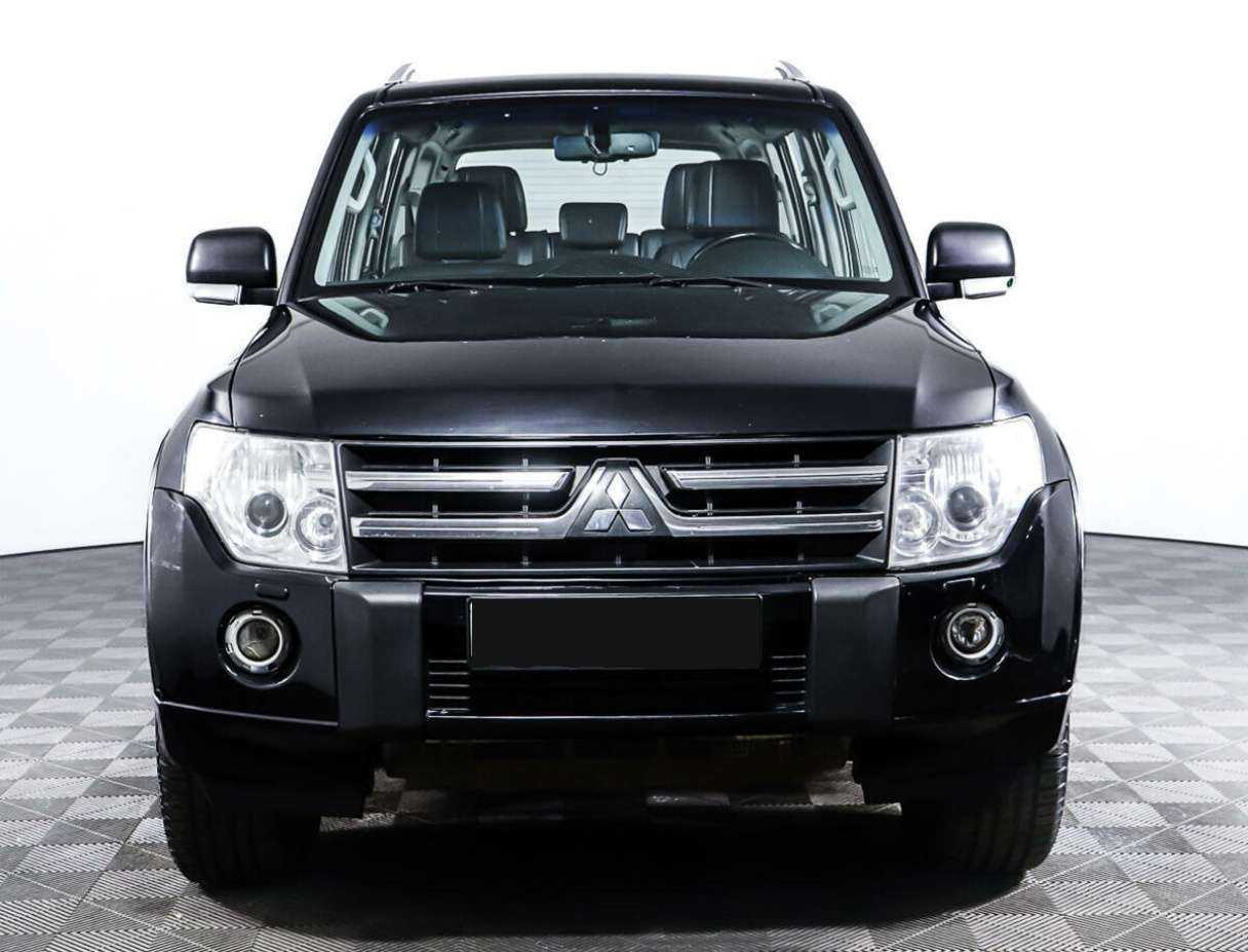 Купить Mitsubishi Pajero, 2010, 137 712 км, фото №2