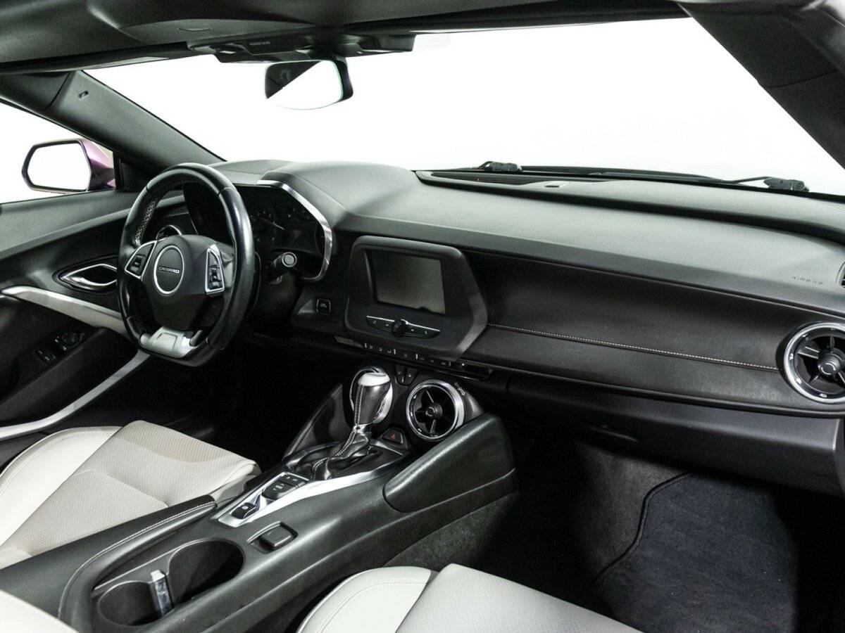 Купить Chevrolet Camaro VI, 2017, 83 000 км, фото №9