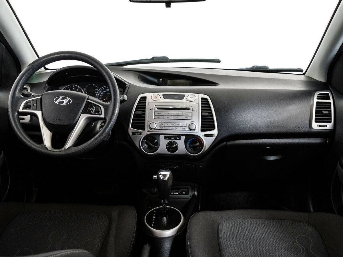 Купить Hyundai i20, 2010, 75 000 км, фото №9