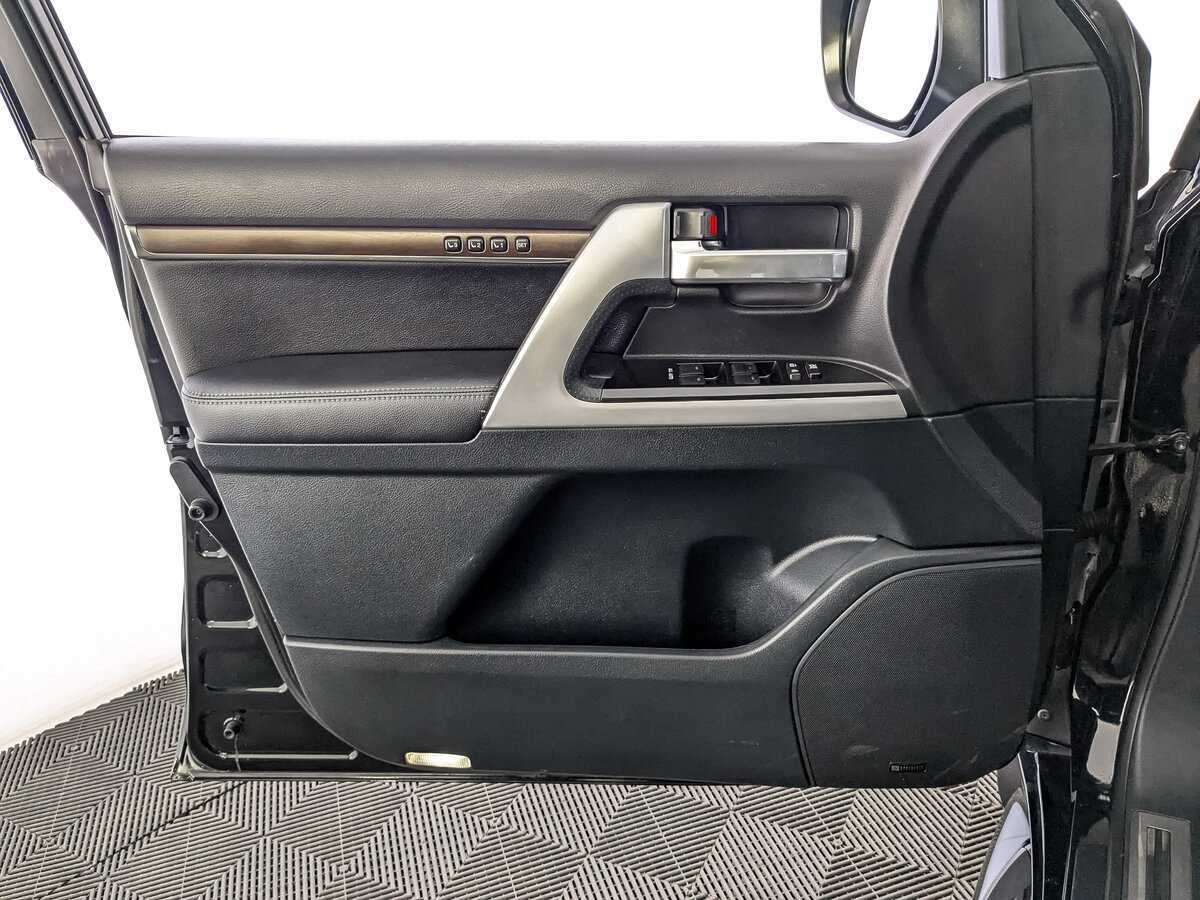 Купить Toyota Land Cruiser, 2020, 65 000 км, фото №17