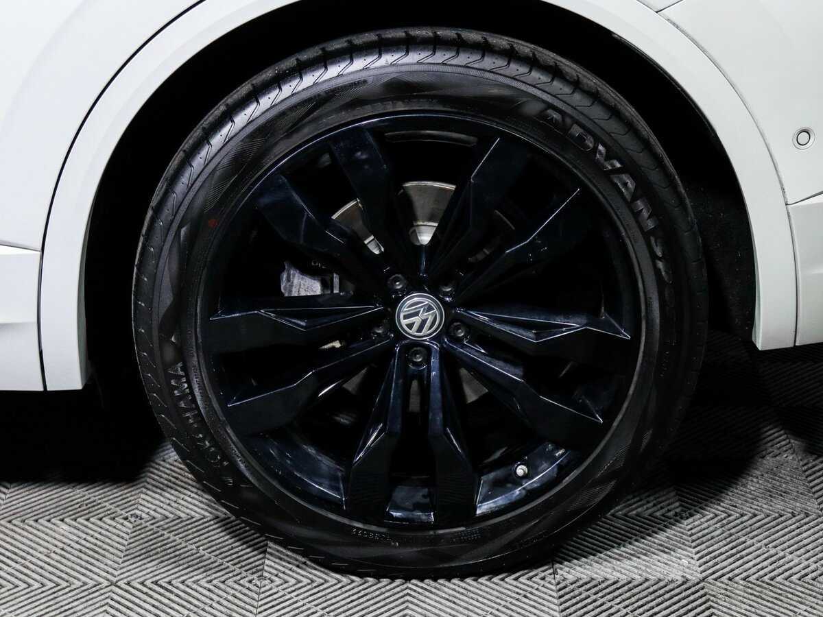 Купить Volkswagen Touareg, 2019, 50 725 км, фото №12