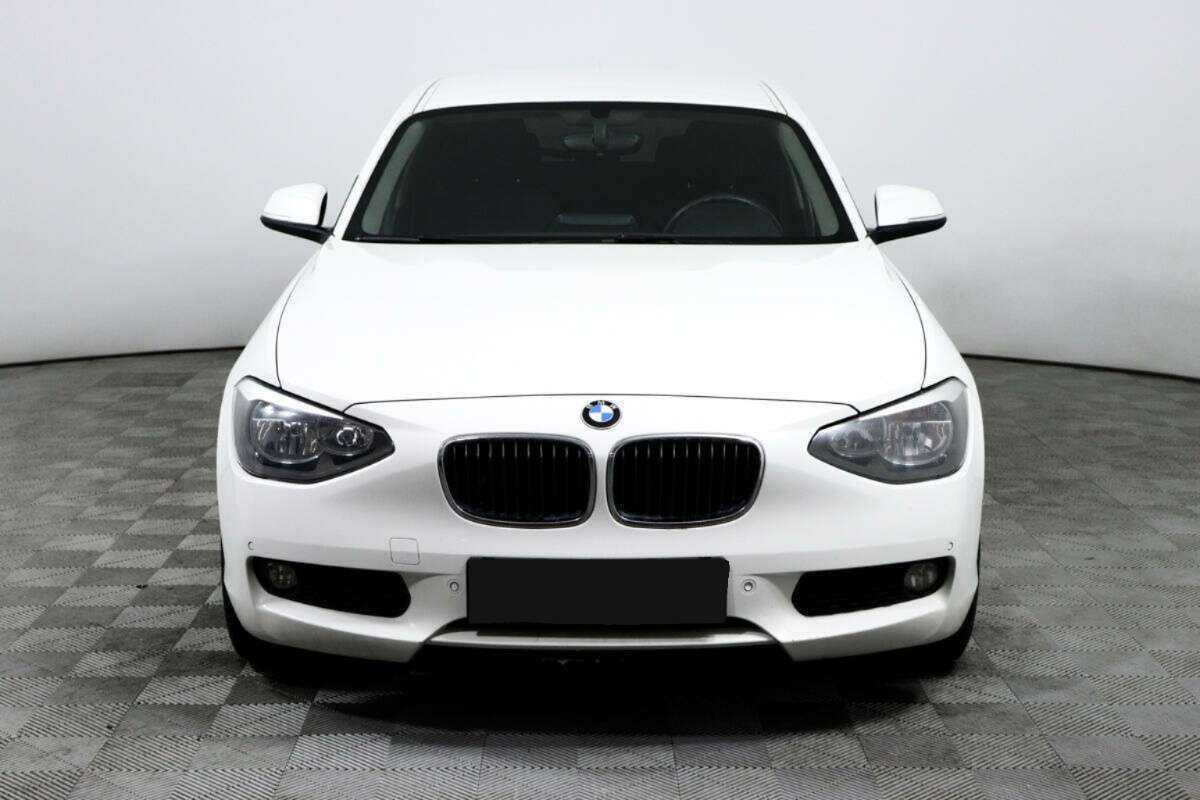 Купить BMW 1 серии 116i, 2012, 98 135 км, фото №2
