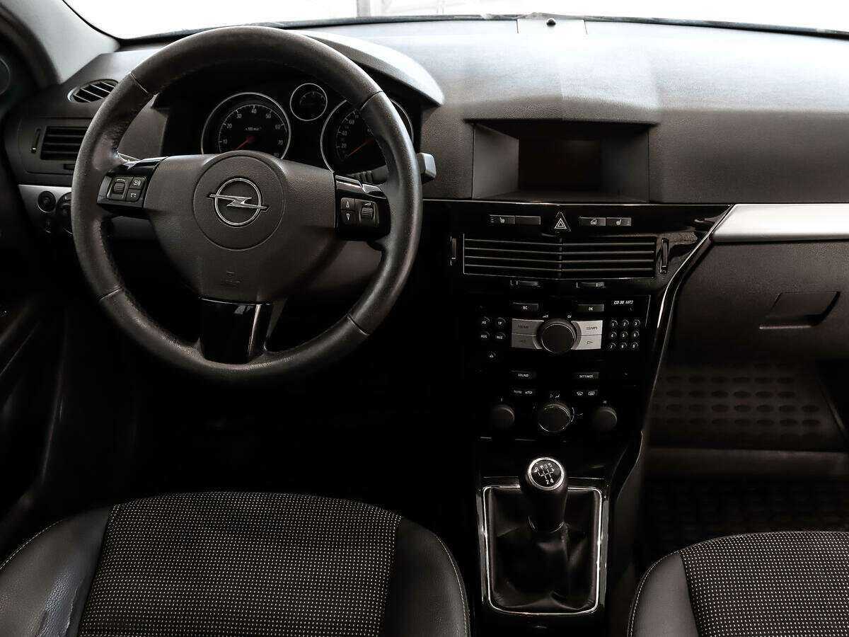 Купить Opel Astra GTC, 2008, 219 393 км, фото №12