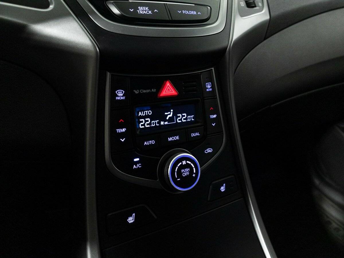Купить Hyundai Elantra, 2015, 89 590 км, фото №16