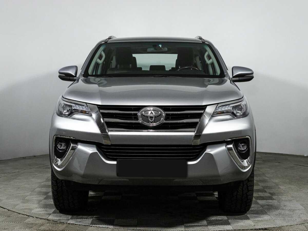 Купить Toyota Fortuner, 2017, 75 000 км, фото №2