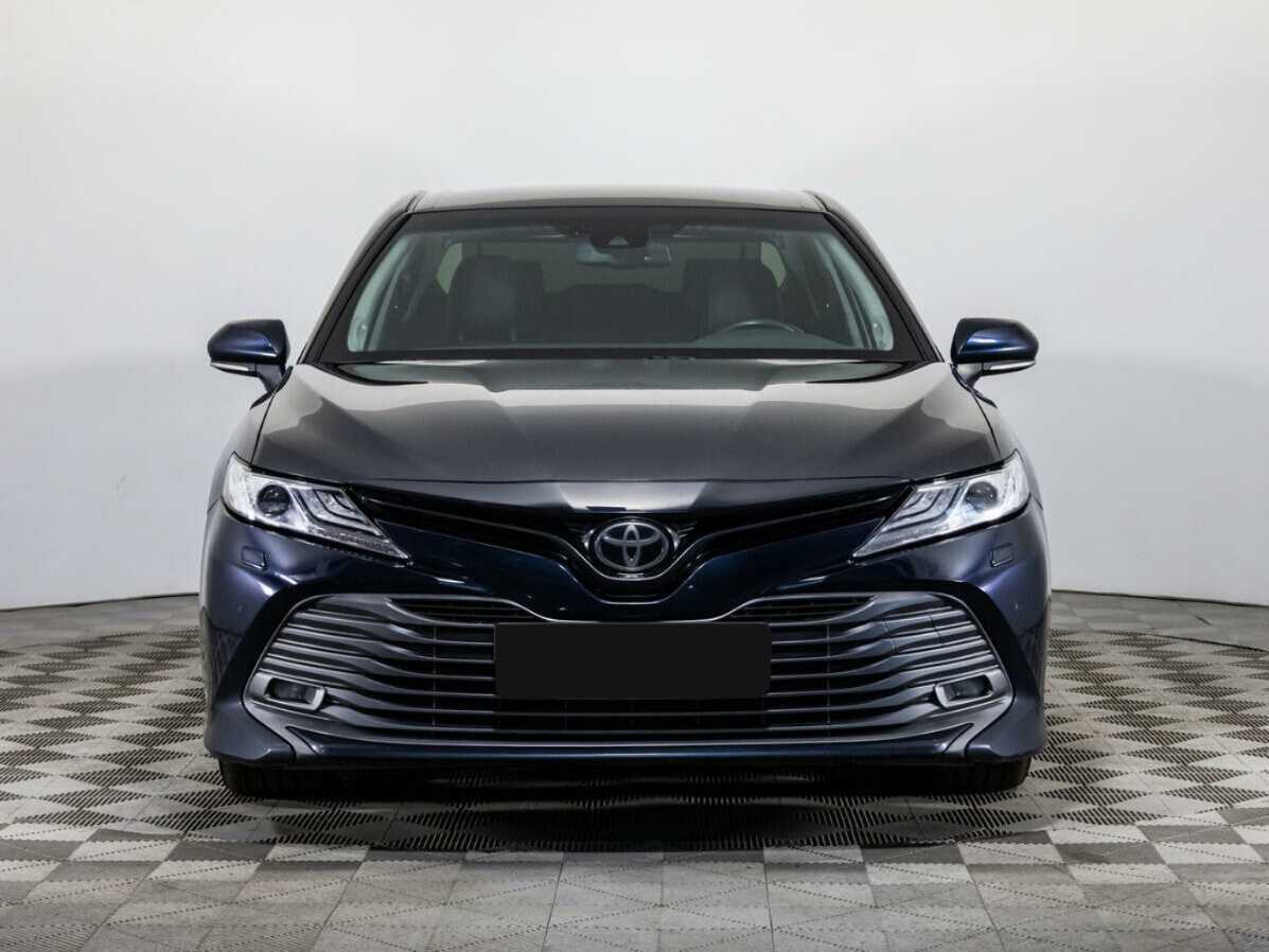 Купить Toyota Camry, 2018, 120 000 км, фото №2