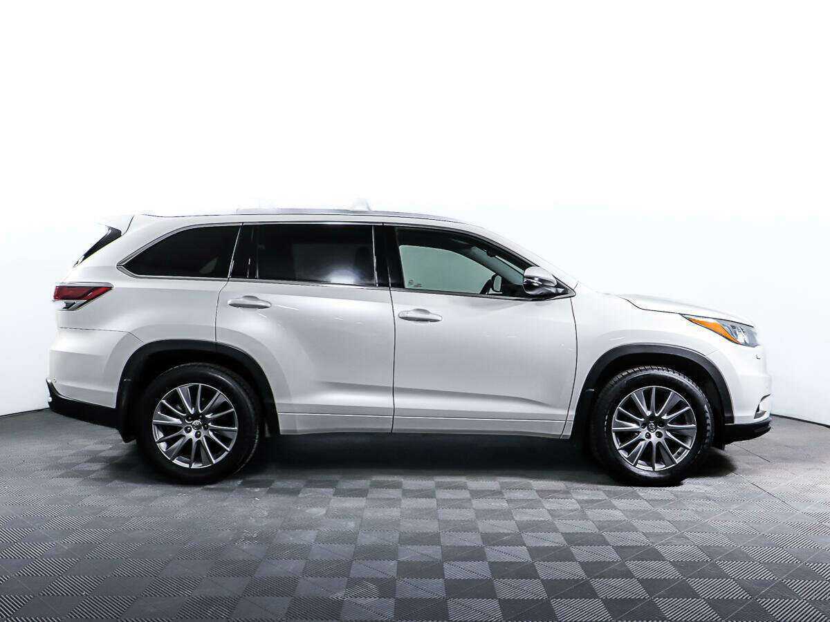 Купить Toyota Highlander, 2015, 147 099 км, фото №4