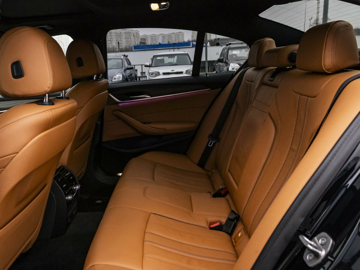 Купить BMW 5 серии 530d xDrive VII (G30/G31/G38) Рестайлинг, 2021, 52 603 км, фото №13