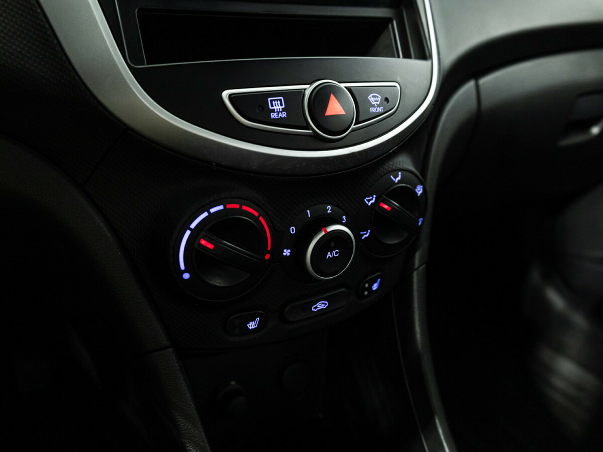Купить Hyundai Solaris I, 2011, 200 049 км, фото №14