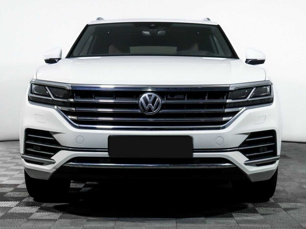 Купить Volkswagen Touareg, 2019, 99 162 км, фото №2