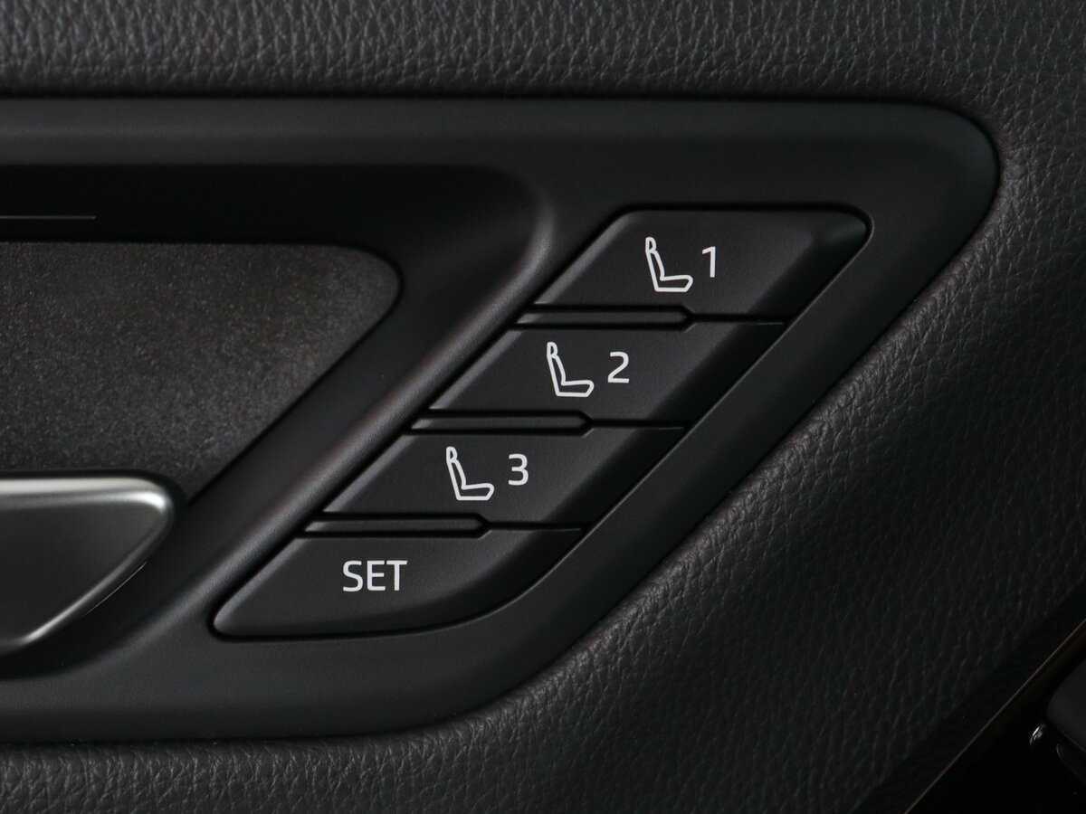 Купить Toyota Land Cruiser, 2021, 44 222 км, фото №18
