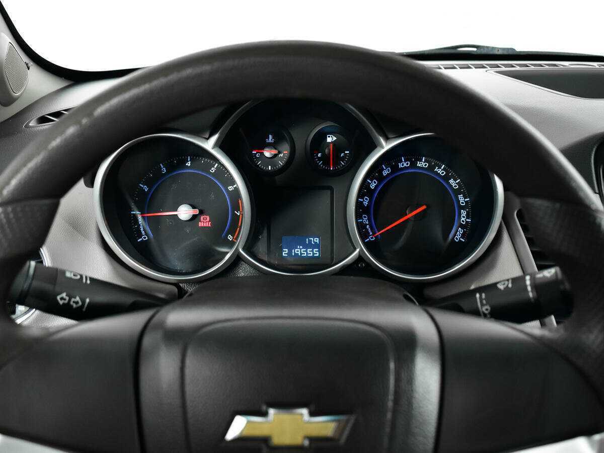 Купить Chevrolet Cruze, 2010, 219 521 км, фото №11