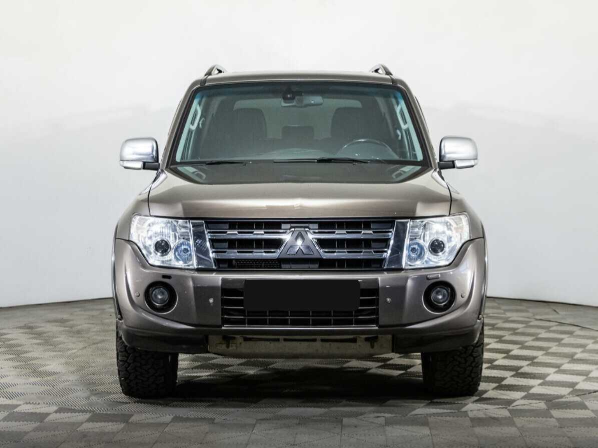 Купить Mitsubishi Pajero, 2011, 179 760 км, фото №2