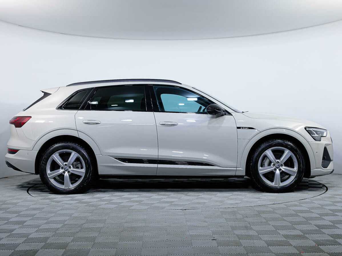 Купить Audi e-tron 50, 2021, 32 902 км, фото №3