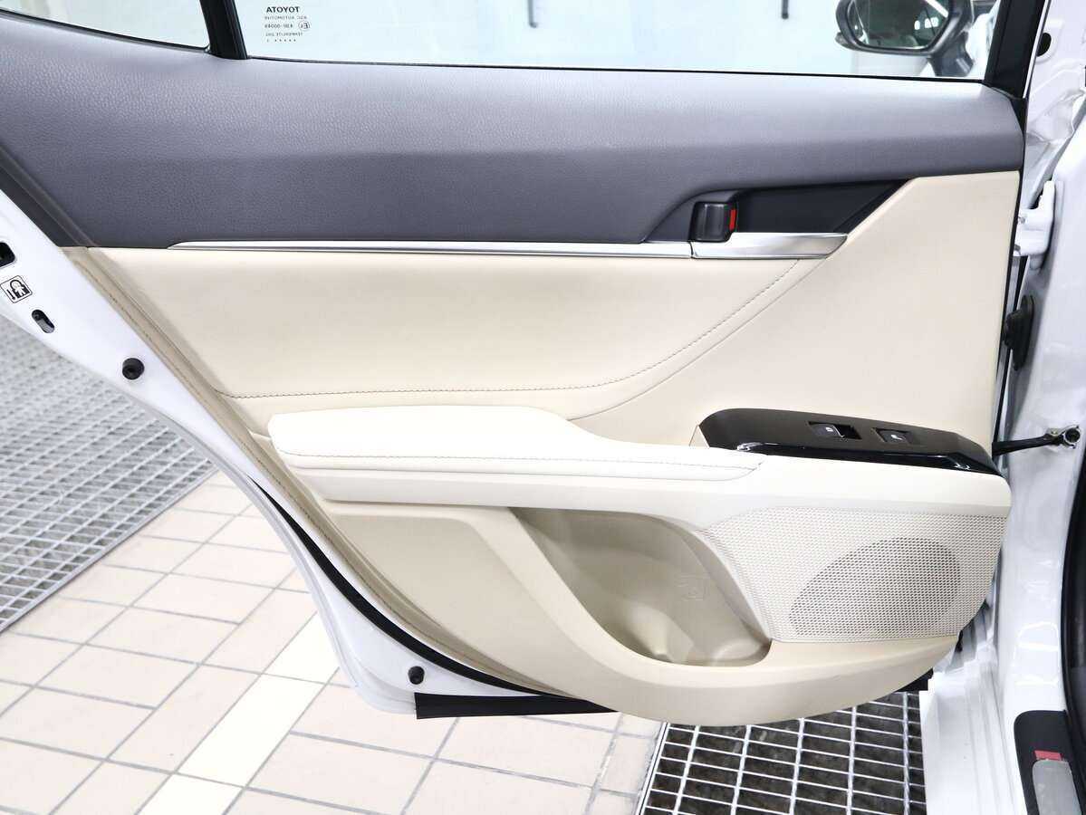 Купить Toyota Camry, 2021, 54 700 км, фото №11