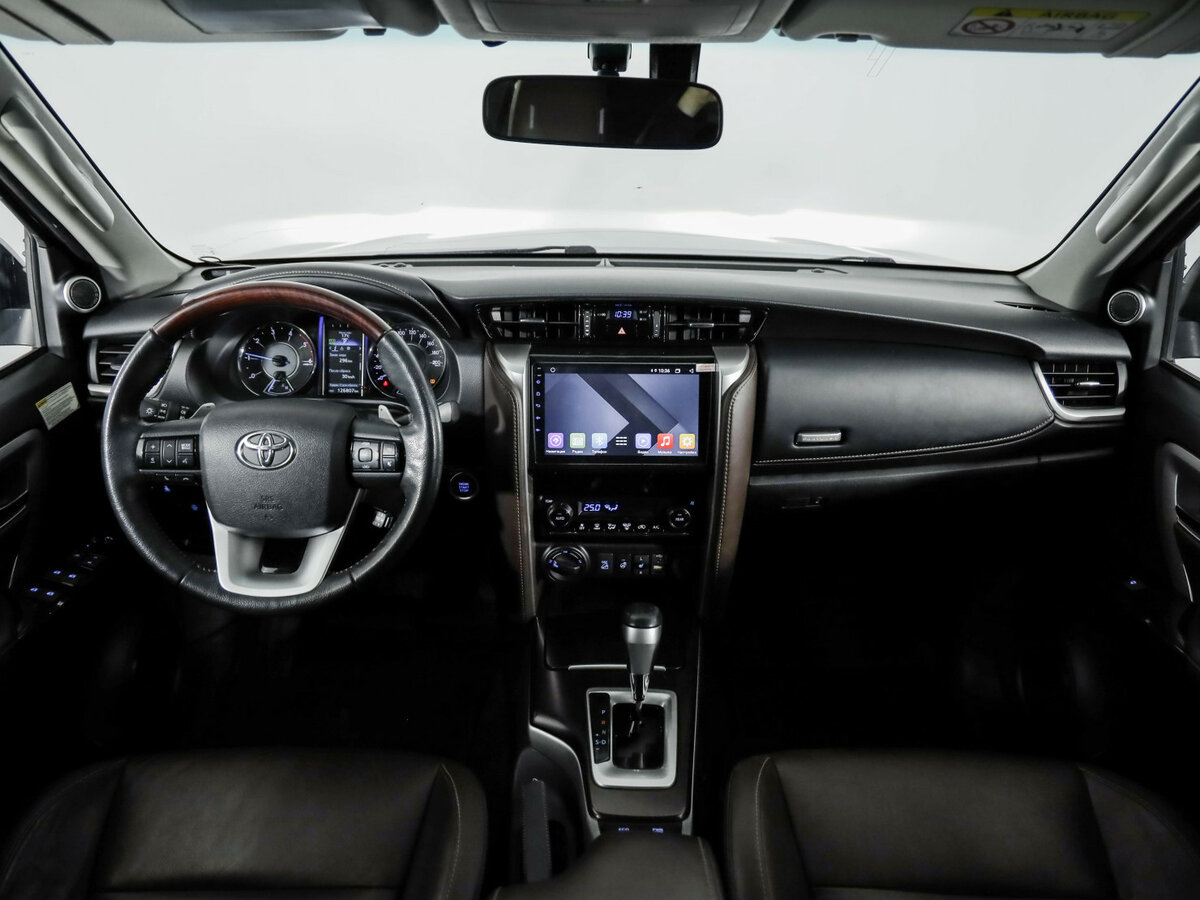 Купить Toyota Fortuner II, 2017, 126 805 км, фото №10