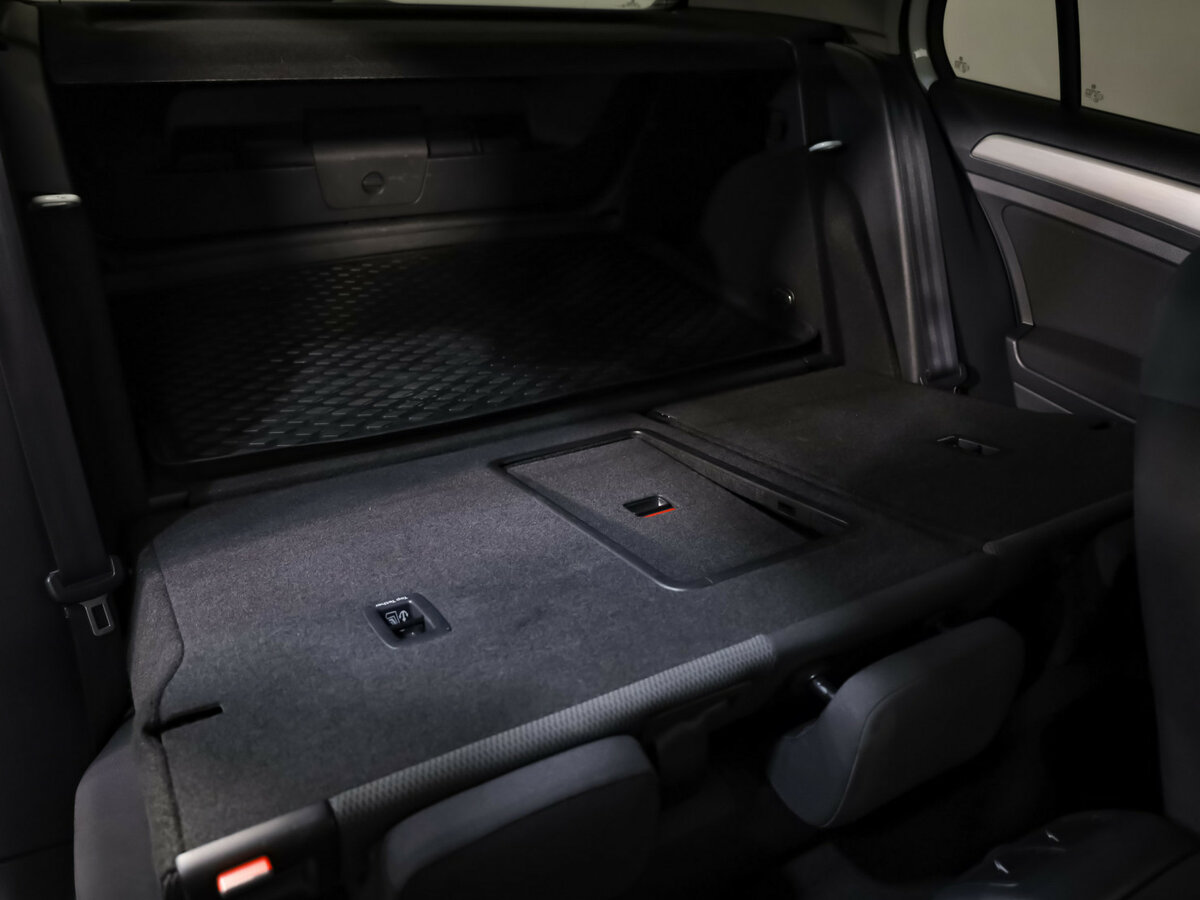 Купить Volkswagen Golf VII, 2015, 130 851 км, фото №25