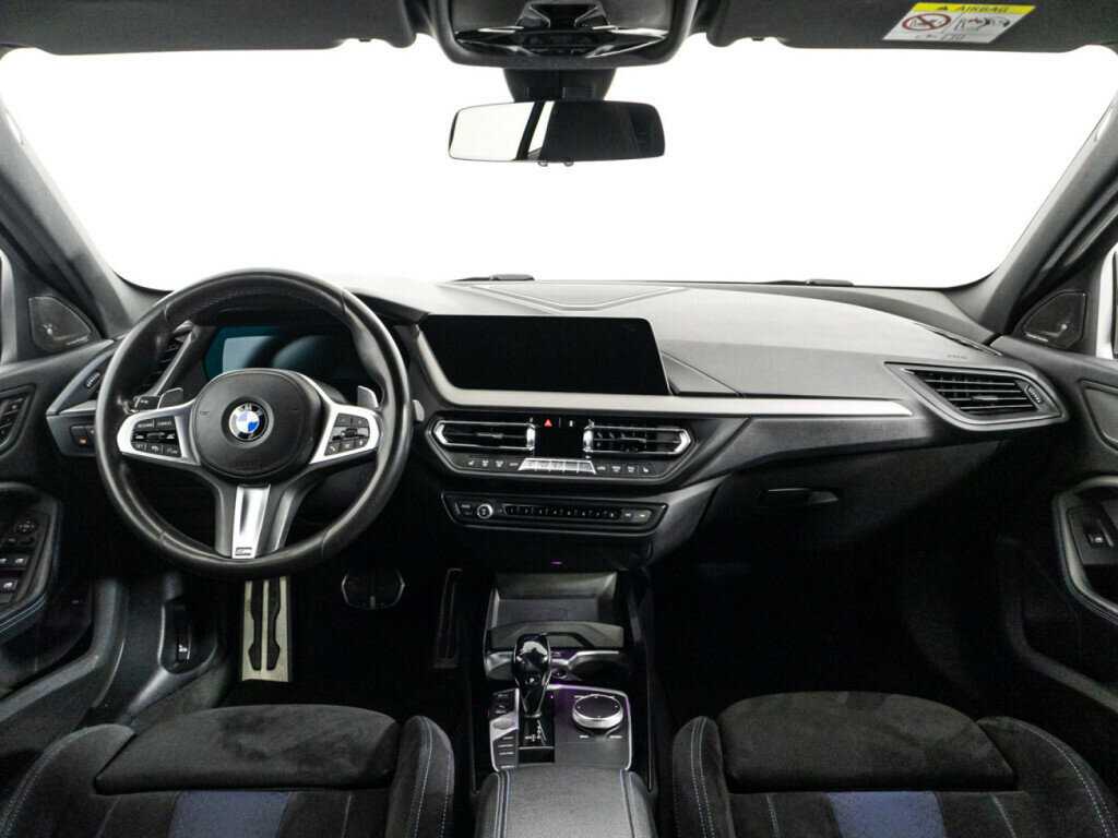 Купить BMW 1 серии M135i xDrive, 2019, 64 076 км, фото №13