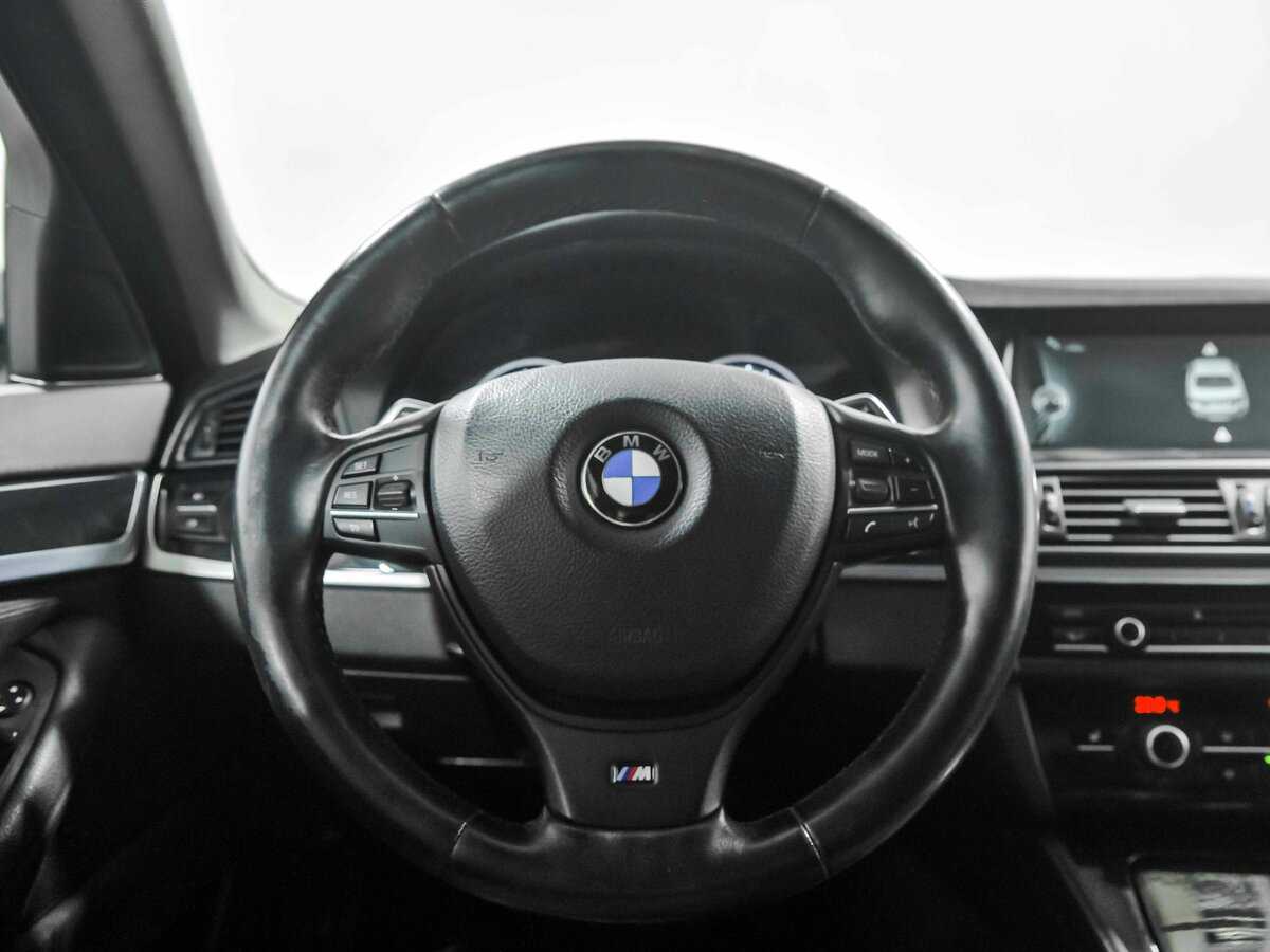 Купить BMW 5 серии 520i, 2013, 213 136 км, фото №8