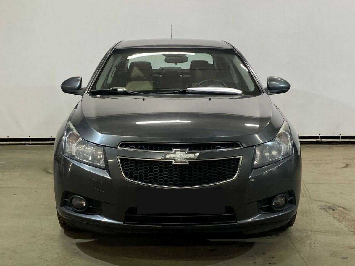Купить Chevrolet Cruze, 2011, 176 300 км, фото №2