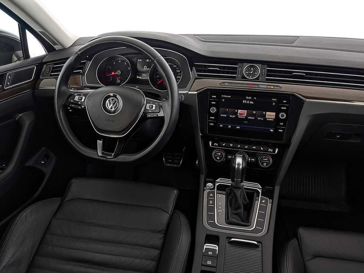 Купить Volkswagen Passat, 2019, 66 006 км, фото №30