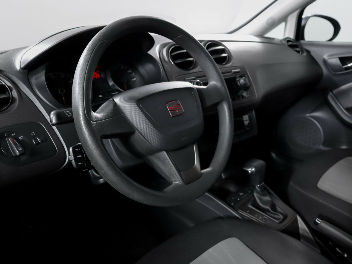 Купить SEAT Ibiza IV Рестайлинг, 2012, 127 889 км, фото №11