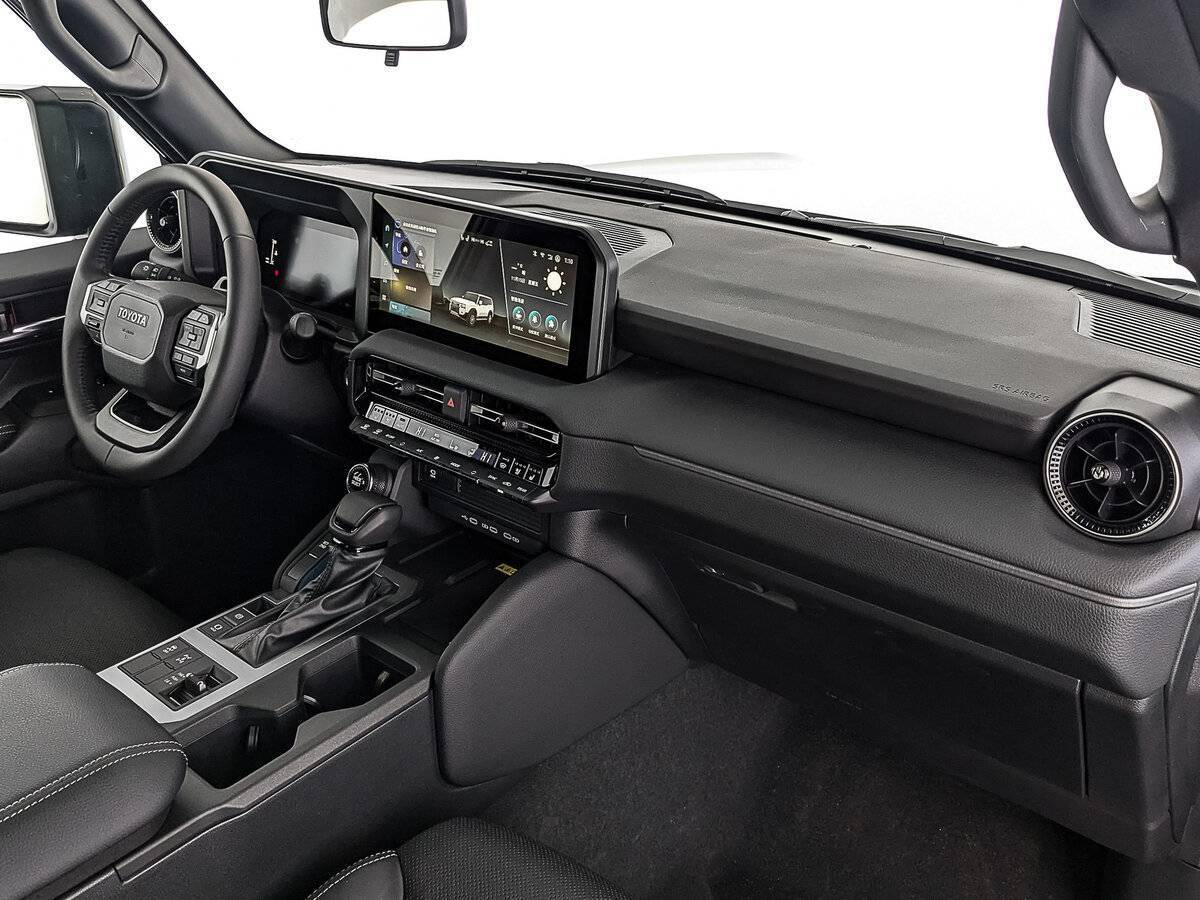 Купить Toyota Land Cruiser Prado, 2024, 100 км, фото №9