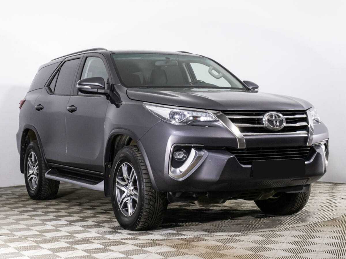 Купить Toyota Fortuner, 2018, 90 102 км, фото №3