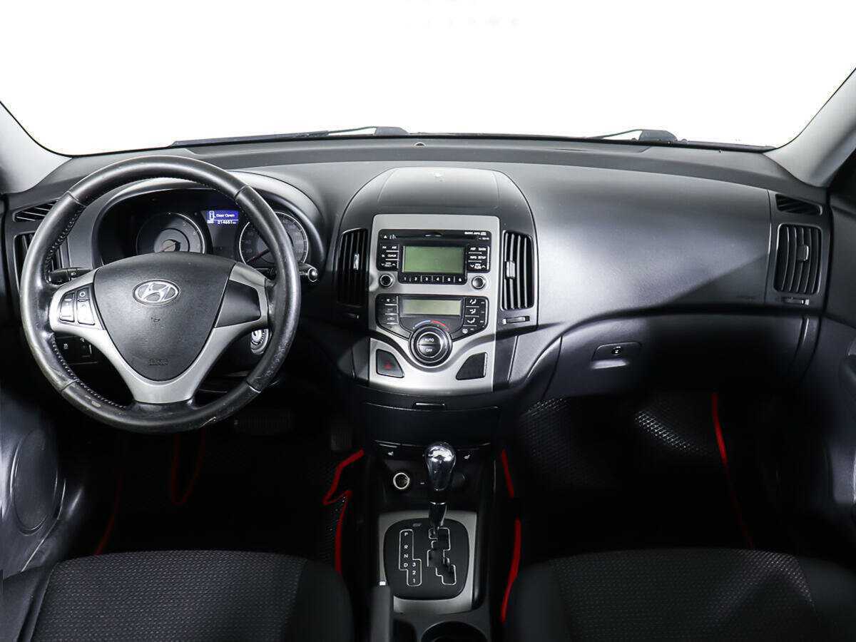 Купить Hyundai i30, 2011, 214 650 км, фото №11