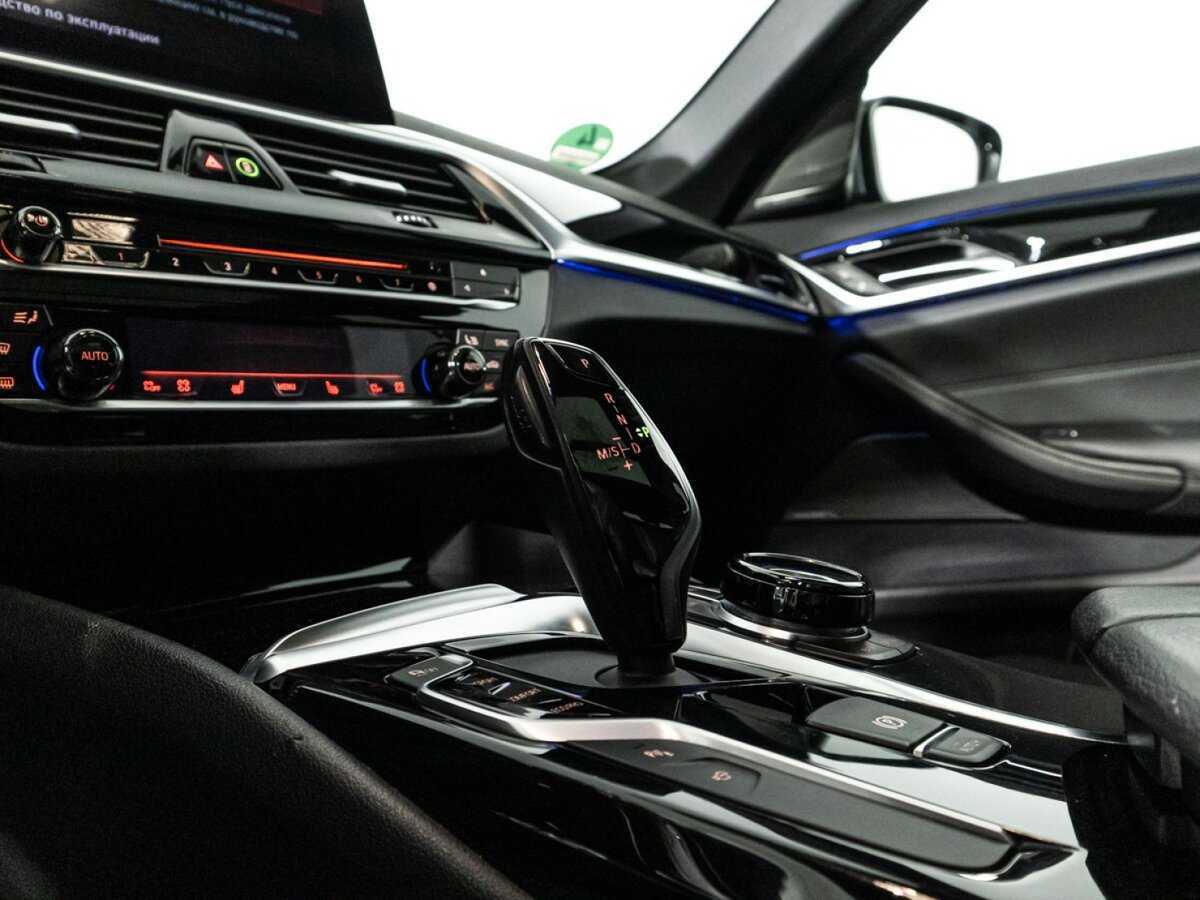 Купить BMW 5 серии 530i xDrive, 2018, 204 598 км, фото №18