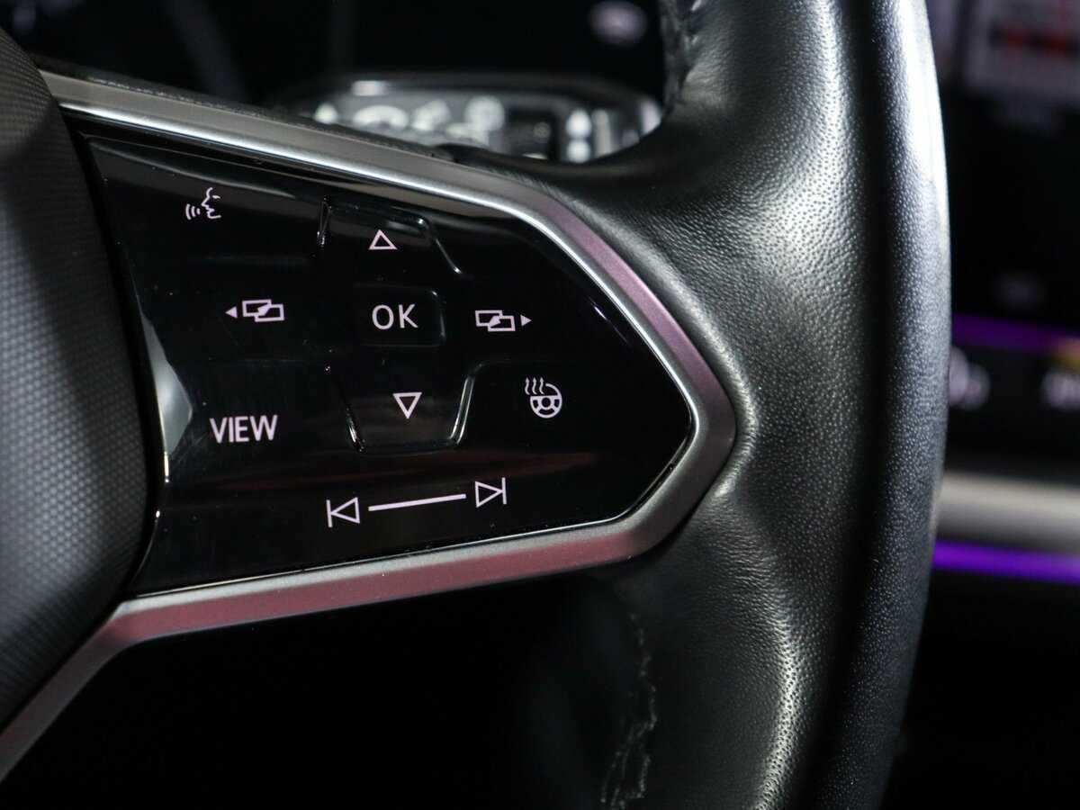 Купить Volkswagen Touareg, 2021, 81 001 км, фото №32