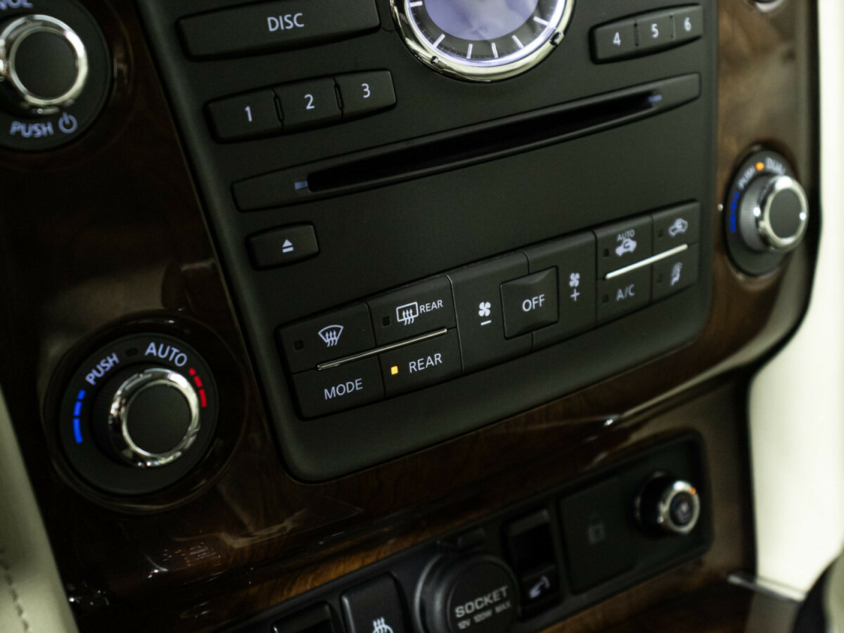Купить Infiniti QX80 I Рестайлинг, 2015, 131 299 км, фото №17